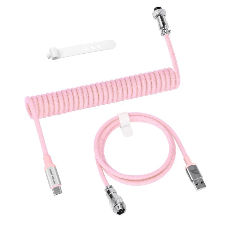 Attack Shark C01 Pro màu hồng, đoạn xoắn, đầu aviator bạc và cáp thẳng cuộn tròn